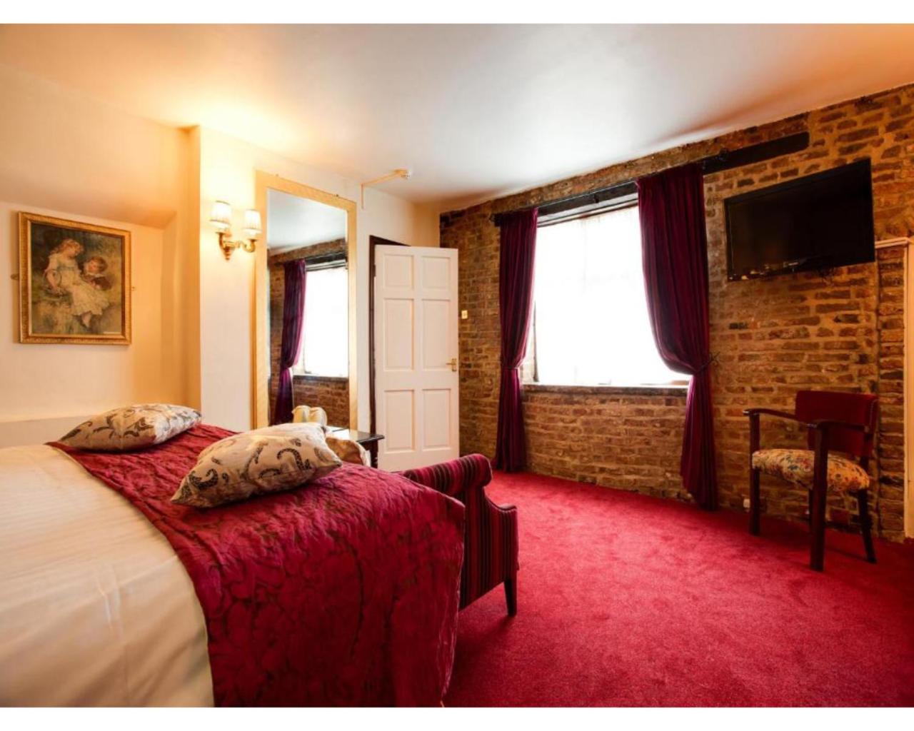 The Rose And Crown Hotel Wisbech Buitenkant foto